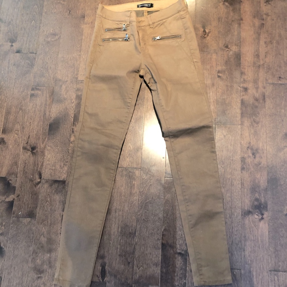 Brown skinny jeans
